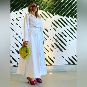 Elegant , beautiful summer dress . Amazing for everyday and dress up.